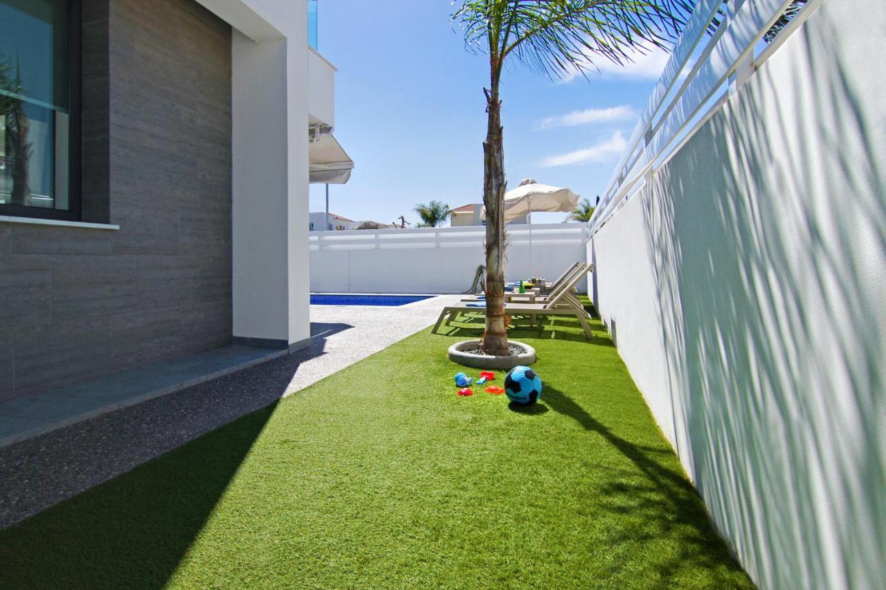 Villa Martha Protaras Exterior photo